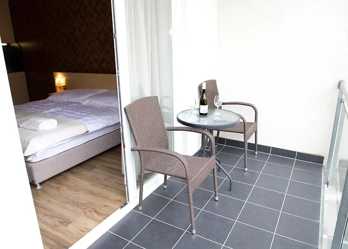 Club דירה באלאטונפורד